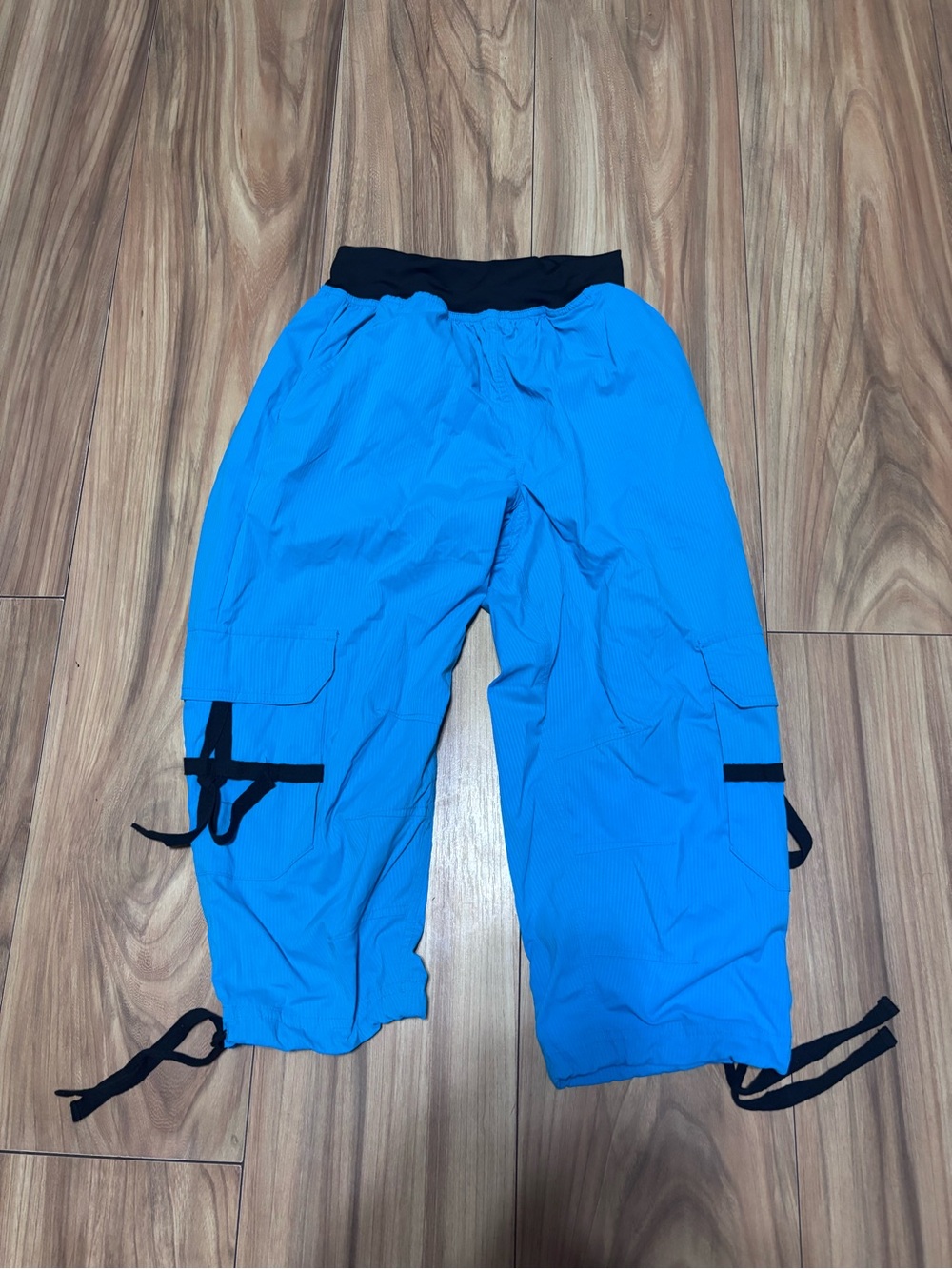 Zumba Fitness Bright Blue Cargo Capris with Black Waistband